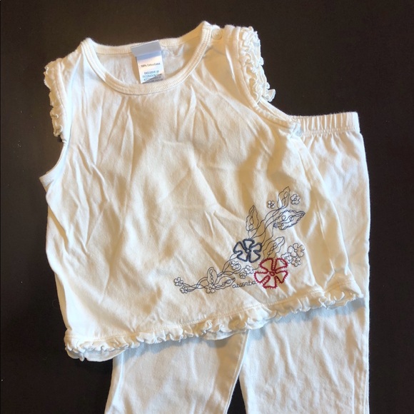 Absorba 2 piece outfit, NWOT, cream w/ red & blue. BUNDLE & SAVE! - Picture 2 of 8